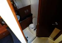 парусная яхта кормовой туалет душ Туалет парусная яхта чартер парусная лодка Hanse 505